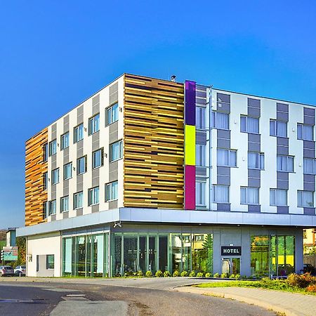 Qubus Hotel Żory Exterior foto