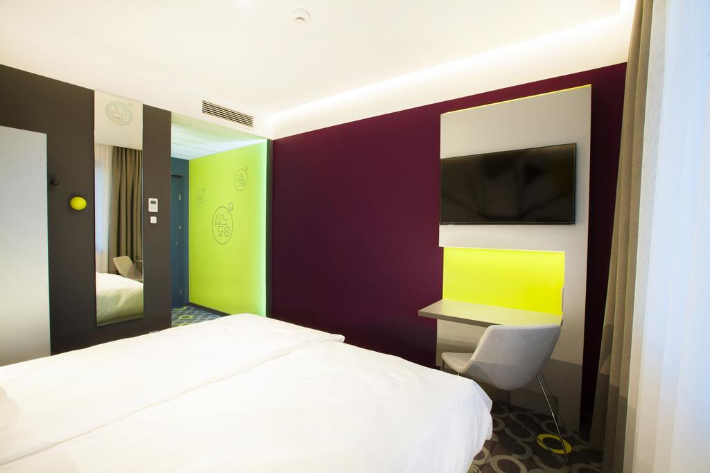 Qubus Hotel Żory Habitación foto